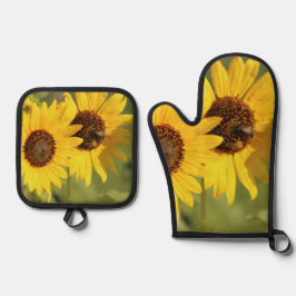 Wild Sunflowers and Bees Farmhouse Style 鍋つかみ&鍋敷きセット