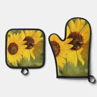 Wild Sunflowers and Bees Farmhouse Style 鍋つかみ&鍋敷きセット