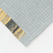 Wild Things and Max Swinging From Trees フリースブランケット (角)