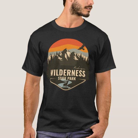 Wilderness State Park Michigan MI Retro Camping gi Tシャツ (正面)