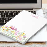 Wildflower 縁どかわいらしパーソナライズされた Notepad ノートパッド<br><div class="desc">かわいらしwildflower notepadで名前を付けてパーソナライズ。水彩フローラデザインは、ピンクのオレンジと黄色縁どの野生の花を持ち、手でタイポグラフィ。</div>