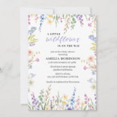 Wildflower Is On The Way Pastel Floral Baby shower 招待状 (正面)