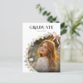 Wildflower Pink Bow Photo Graduation Invitation ポストカード (スタンド正面)
