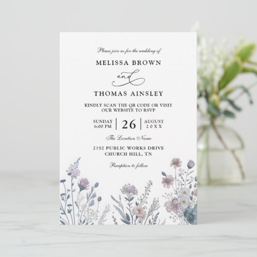 Wildflowers Elegant Modern Budget QR Code Wedding 招待状 (スタンド正面)