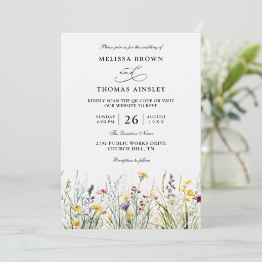 Wildflowers Elegant Modern Budget QR Code Wedding 招待状 (スタンド正面)