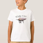 Wildly Cute Macro Insect Pattern Kids Nature Tシャツ (正面)