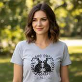 Wildly in Love | Linocut Rabbits Romantic Tシャツ