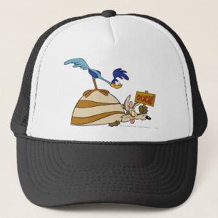 WILE E. COYOTE™とROAD RUNNER™大きい石 キャップ