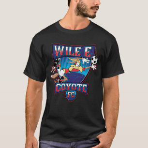 WILE E. COYOTE™ フットボールクラブ バッジ Tシャツ