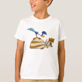 Wile E Coyote and ROAD RUNNER™ Acme Products 5 Tシャツ (正面)