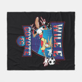 WILE E. COYOTE™ Football Club Badge フリースブランケット (正面(横))