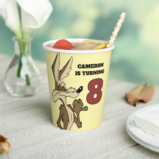 WILE E. COYOTE™ Looking Proud 紙コップ (インサイチュ)