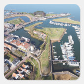 Willemstad in Nederland met moderne haven. スクエアシール (正面)