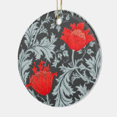 William Morris Anemone, Gray / Gray and Red セラミックオーナメント (左)