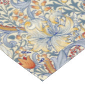 William Morris Gold Lily Victorian Botanical テーブルクロス (アングル)