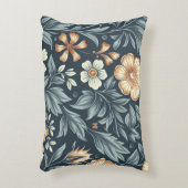 William Morris Inspired Botanical Style Pattern アクセントクッション (正面(垂直))