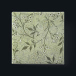 William Morris Jasmine Flower Wallpaper Art 缶バッジ<br><div class="desc">William Morris produced many vintage wallpaper designs in the 1800s,  and the Jasmine pattern is one of the best. The vintage William Morris Jasmine wallpaper pattern is an ornate floral design with flowers and leaves in a lovely light green color.</div>