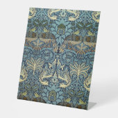 William Morris Peacock and Dragon Woven Design 台座サイン (正面)