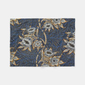 william morris tulip and willow tapestry pattern フリースブランケット (正面(横))