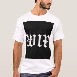 WIN ゴシック・カリグラフィーTシャツ | ダーク・アステティック モ Tシャツ