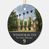 Windsorは概観のクリスマスのオーナメントを台無しにします セラミックオーナメント (左)