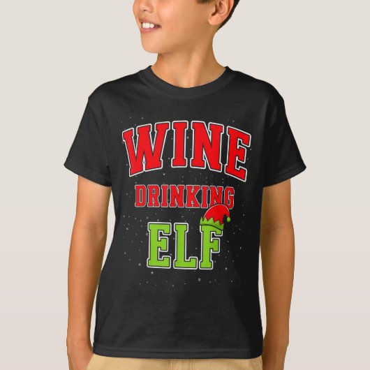 Wine Drinking Elf Christmas Family Matching Group  Tシャツ (正面)