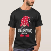 Wine Drinking Gnome Family Py Tシャツ (正面)