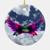 Winged Protection Eye – Round Intention Keychain セラミックオーナメント (裏面)