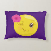 Winkyのかわいい女の子Emoji (花柄) アクセントクッション (裏面)