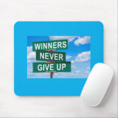 Winners Never Give Up Motivational Mouse Pad マウスパッド (マウス)