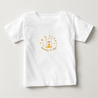 Winnie the Pooh Mommy to Bee Honey Bee Baby Shower ベビーTシャツ