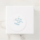 Winter Adventure awaits baby shower blue snowflake フェイバータグ (インサイチュ)