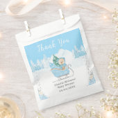 Winter Bear Blue Sleigh Baby Shower Thank You フェイバーバッグ (クリップ留めされた状態)