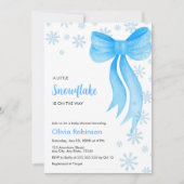 Winter Blue Bow A Little Snowflake Baby Shower 招待状 (正面)