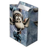 Winter Blue Christmas Cute Giraffe With Hat ミディアムペーパーバッグ (裏面アングル)