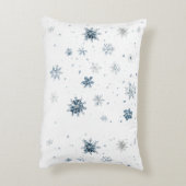 Winter Blue Silver Snowflakes Christmas アクセントクッション (裏面(縦))