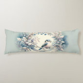 Winter Bluebird Berry Wreath ボディピロー (正面)