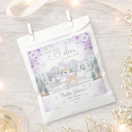 Winter Deer Purple Snowflake Baby Shower フェイバーバッグ (クリップ留めされた状態)