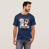 Winter Friends Cozy Christmas with Bears Pinguin r Tシャツ (正面フル)