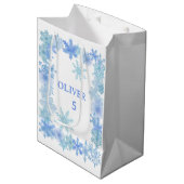 Winter Gift Bag, Minimalist Snowflake Present Bag  ミディアムペーパーバッグ (正面アングル)
