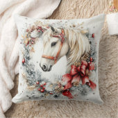 Winter Horse in Frosty Woods クッション (ブランケット)