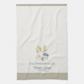 Winter Kitchen Floral Blueberries White Bloom キッチンタオル (縦)