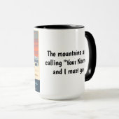 Winter Lamar Valley: Yellowstone Wolves & Bison マグカップ (正面右)