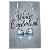 Winter Onderland Boys 1st. Birthday Party ミディアムペーパーバッグ (正面)