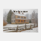 Winter Rustic Country Log Cabin Snow ドアマット (正面)