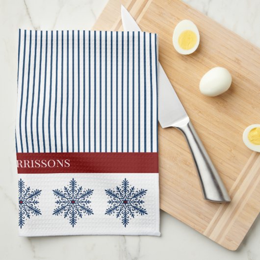Winter Snowflake Decor with Stripes and Red Accent キッチンタオル (四つ折り)