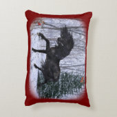 Winter Wonderland Friesian Horse Pillow アクセントクッション (裏面(縦))