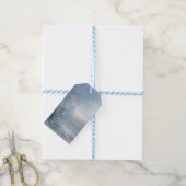 Winter Wonderland Frosted Lake Snowy Forest ギフトタグ (より糸付き)