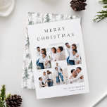 Winter Woodland 6フォトグリッドコラージュ シーズンカード<br><div class="desc">レッドウッド&つる植物デザイン祝社のWinter Woodlandコレクションのこのミニマルなクリスマスカードを使用して洗練されたシンプルな季節は、フロントは時間のない休日の挨拶のための控えめなタイポグラフィとモダン、クリーンな6枚の写真のコラージュのレイアウトを備えている。背に水色の常緑樹のパターンは、自然の魅力のtouchを追加し、エレガンスと微妙な詳細と一緒にデザインを結ぶ。休日の文房具をシンプル楽しめエレガントる家族に最適。</div>