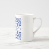Winterleafスクロール ボーンチャイナマグカップ (右)